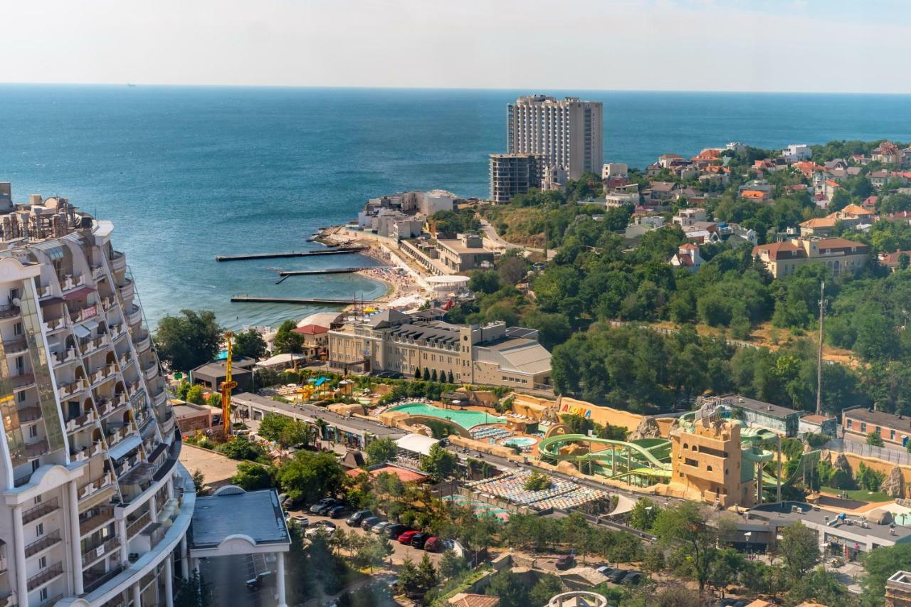 Vip Level Sea View Apartment Одеса Екстериор снимка