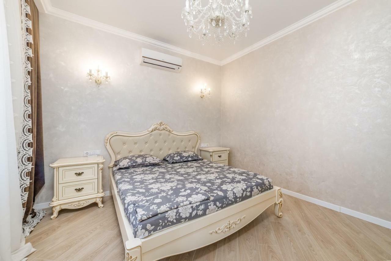 Vip Level Sea View Apartment Одеса Екстериор снимка