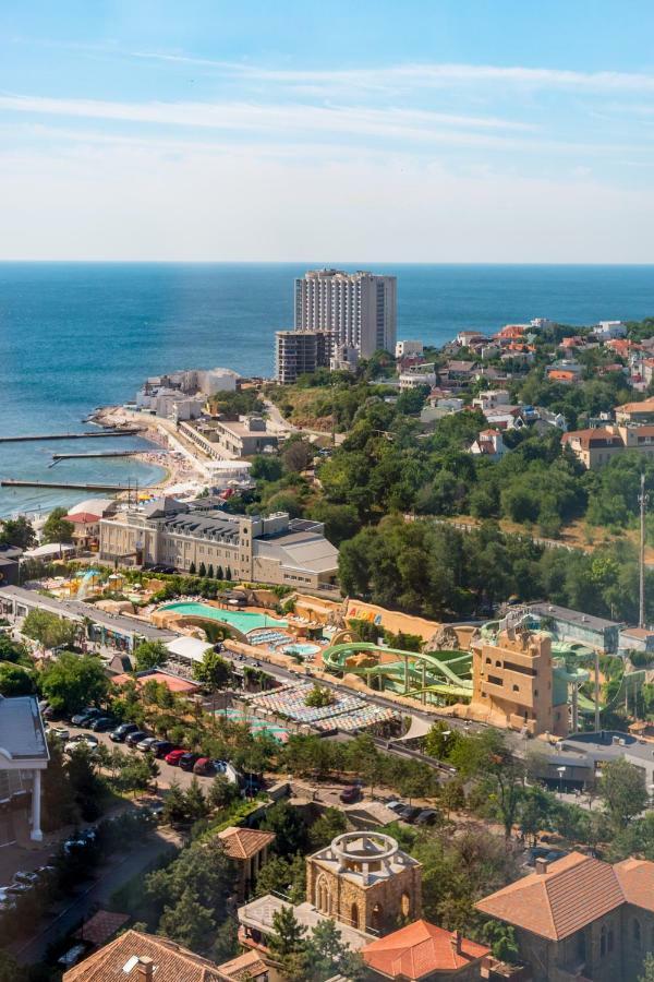 Vip Level Sea View Apartment Одеса Екстериор снимка
