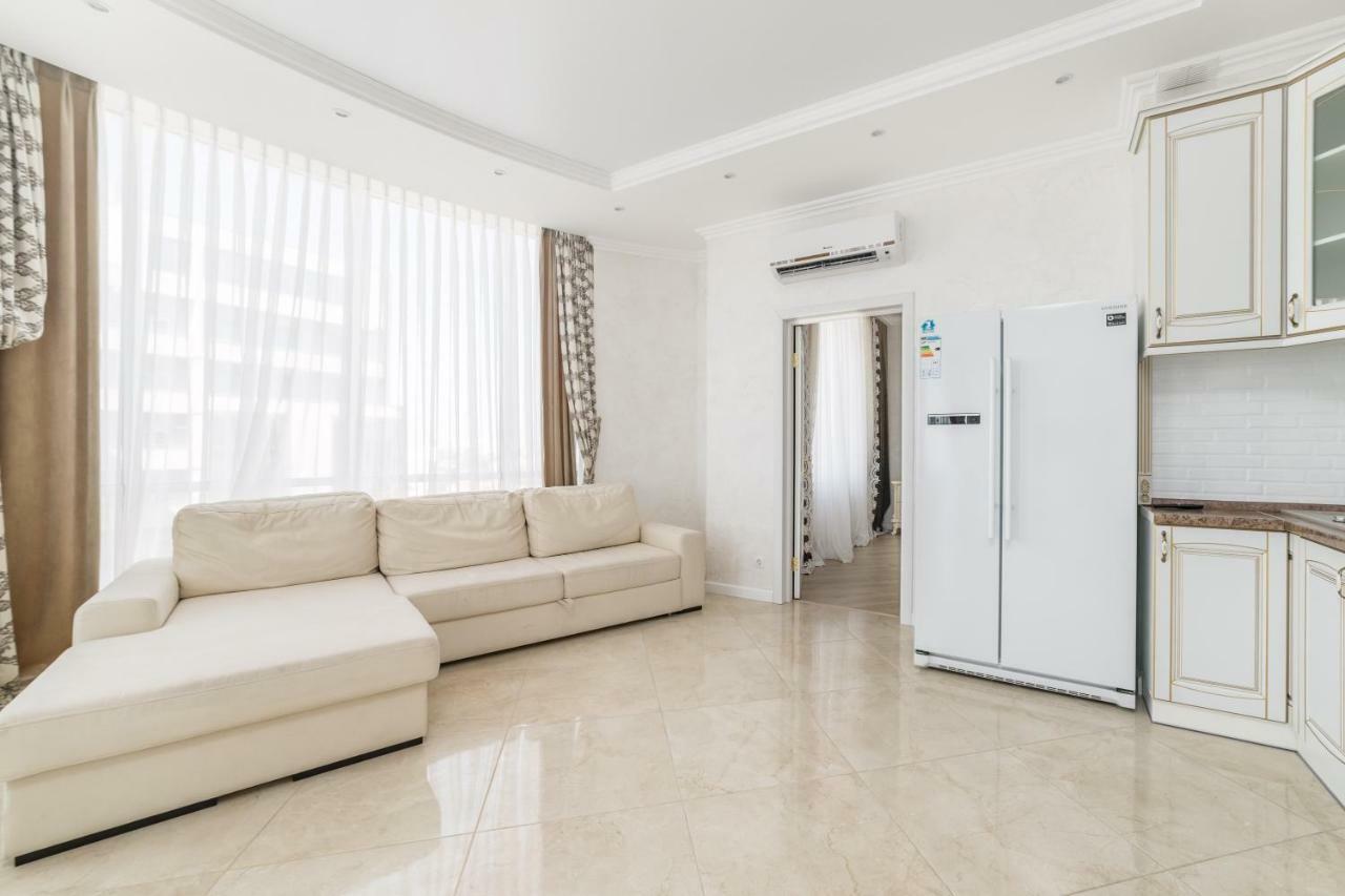Vip Level Sea View Apartment Одеса Екстериор снимка